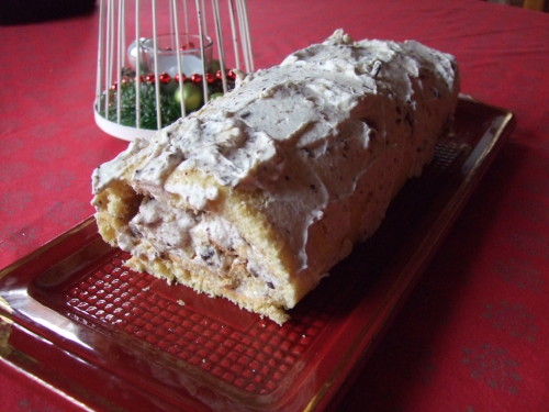 buche aux éclats de chocolat noir et blanc