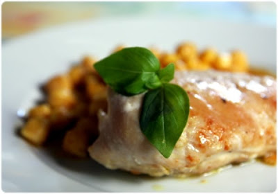 Blancs de poulet au fromage de chèvre et au basilic