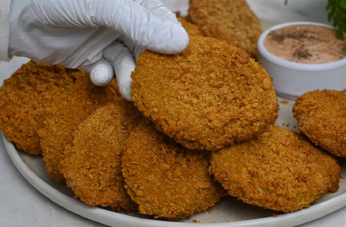 Konečně jsem našel způsob, jak přimět celou rodinu jíst cizrnu, tyto kotlety se prodávají jako horké koláče | Pouze 150 kcal!