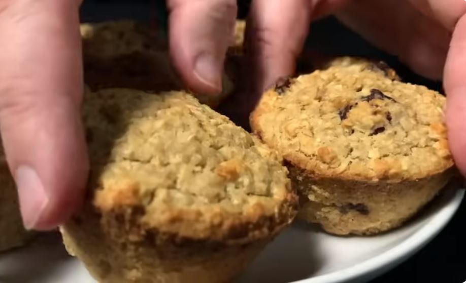 Sladké muffiny bez mouky: Dělám je s ovsem, jablky a ořechy | Ideální pro ty, kteří se rádi udržují fit, měli byste je vyzkoušet!