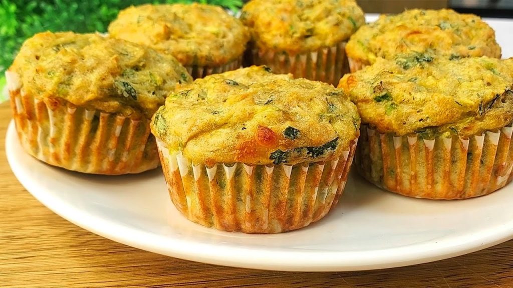 Pokaždé, když dělám tyto cuketové muffiny, nikdy neudělám chybu, nezbyl mi ani jeden | Pouze 85 kcal!