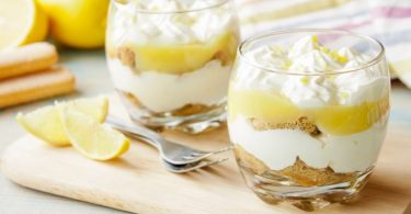 Tiramisu s citronem a citronem