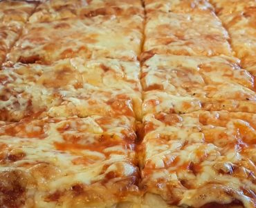 Falešná bramborová pizza: stejně dobrá jako skutečná. Za 1 minutu bude po všem! Obsahuje 120 kcal
