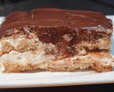 Jogurtový parfait: jogurtový parfait: jogurtový parfait téměř každý den, lahodná svačinka s pouhými 196 kcal