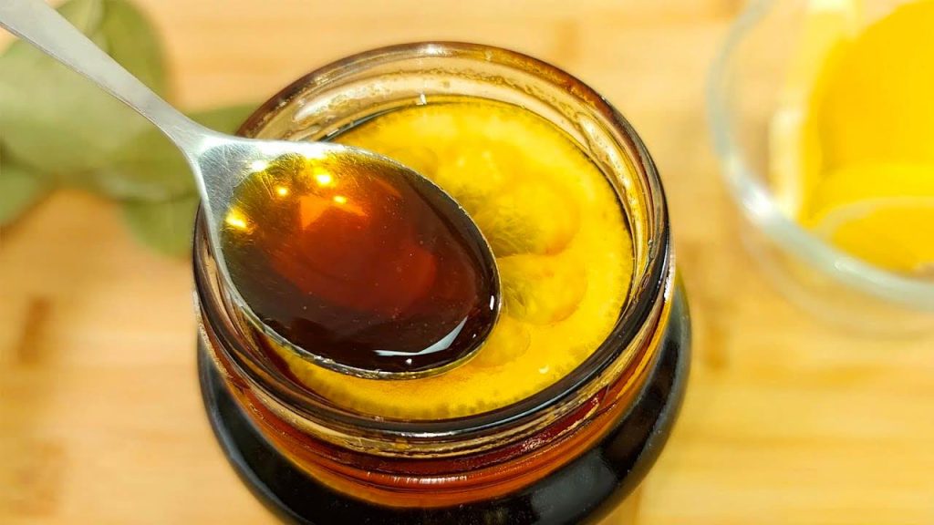 Domácí sirup, s těmito 3 ingrediencemi vyléčíte i ten nejodolnější kašel