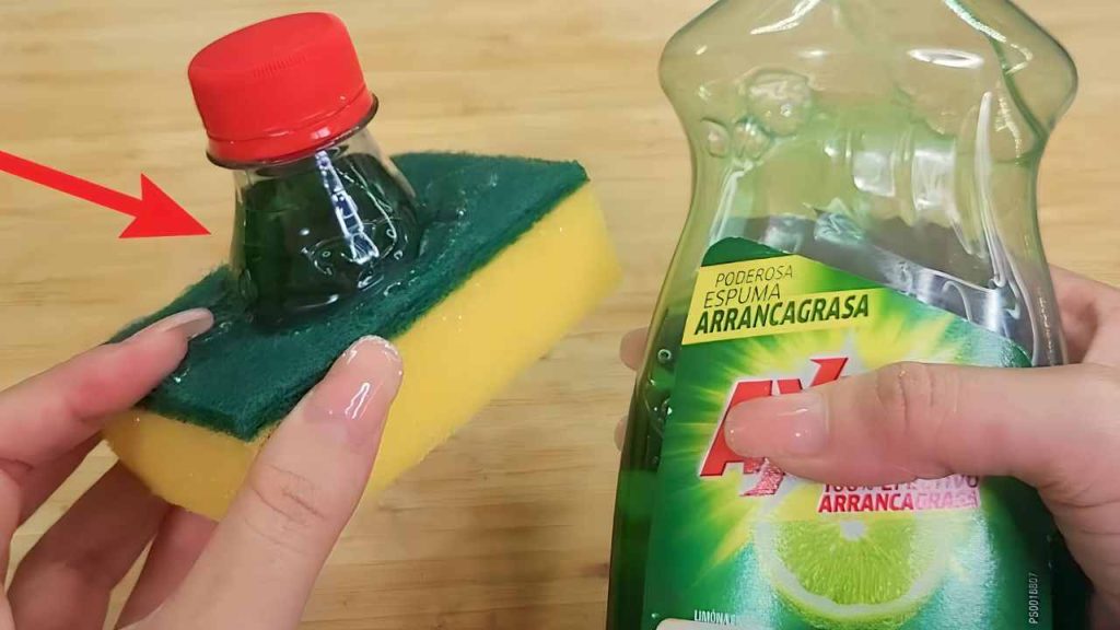 1 gumička a houbička, tato kombinace má v kuchyni cenu zlata: k čemu to je?