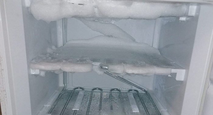 Mraznička, jak dlouho odmrazovat? Můžete to udělat i za 20 minut.