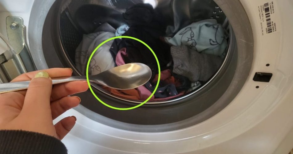 Přestaňte ztrácet čas žehlením, dejte tohle do sušičky a budete mít dokonalé oblečení.