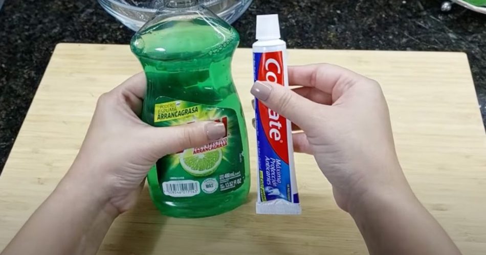 Mýdlo a zubní pasta, zkuste je zkombinovat: neočekávaný výsledek