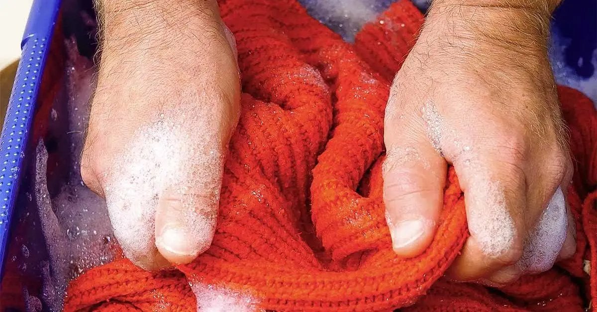 Tip pro obnovu plstěné vlny: svetry není třeba vyhazovat!