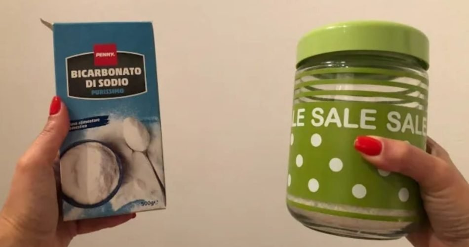 Jděte do kuchyně a smíchejte sůl a jedlou sodu; Pokud to uděláte, ušetříte spoustu peněz.