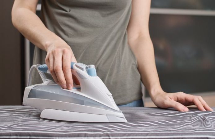 Používejte ocet a vaše žehlička bude vždy v perfektním stavu, vydrží vám roky